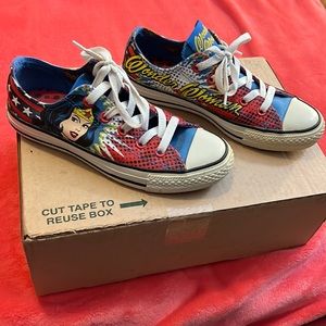 Converse All Star: Wonder Woman Low Tops